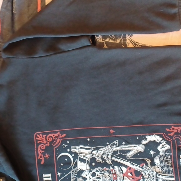 DOLLSKILL 2X BLACK LONG-SLEEVED SWEATSHIRT WITH PUNK ANARCHY IN RED ON FRONT - Picture 3 of 13